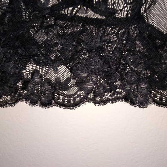Floral Black Crochet Lace Adjustable Bralette - Picture 9 of 10